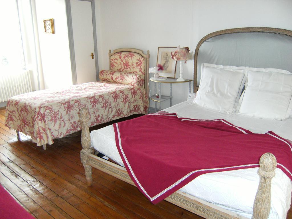 Le Relais Du Mont Chauve Bed & Breakfast Caumont-Sur-Aure Room photo