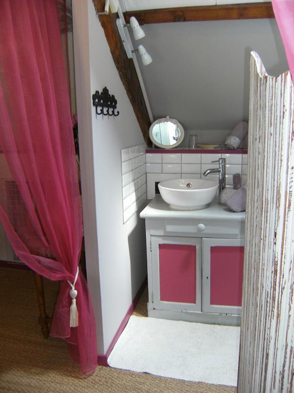 Le Relais Du Mont Chauve Bed & Breakfast Caumont-Sur-Aure Room photo