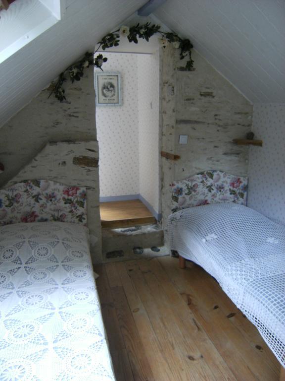 Le Relais Du Mont Chauve Bed & Breakfast Caumont-Sur-Aure Exterior photo