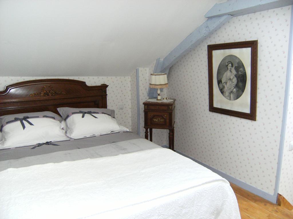Le Relais Du Mont Chauve Bed & Breakfast Caumont-Sur-Aure Exterior photo